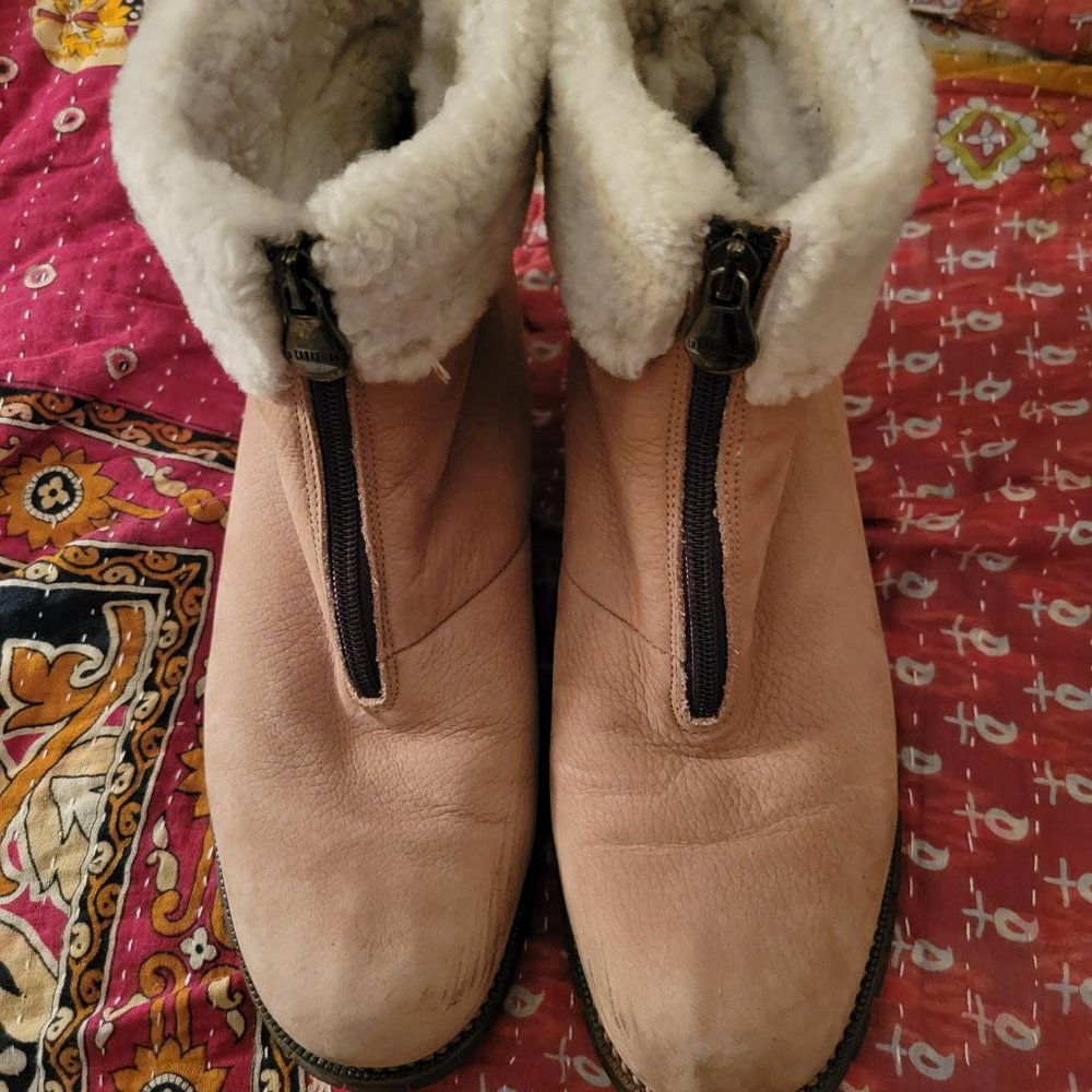 La Canadienne Short Shearling & Suede Bootie